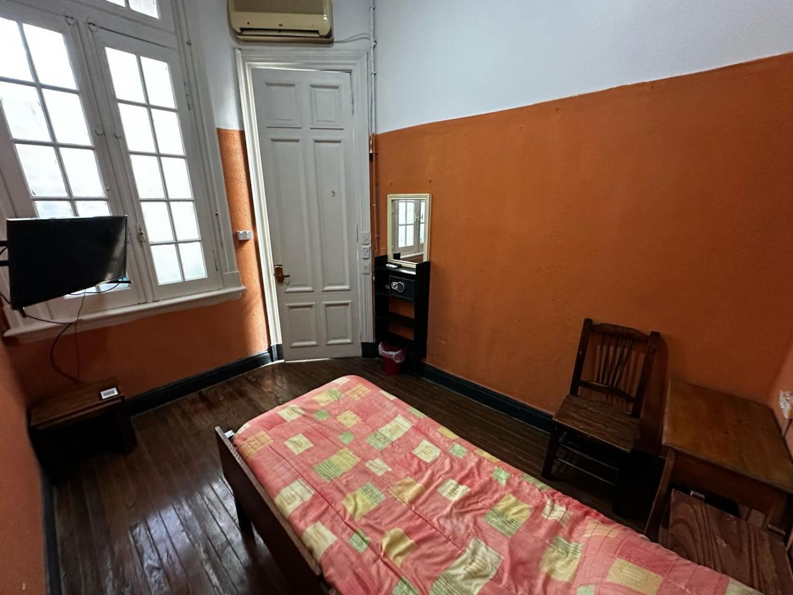 Hostal Ideal Center