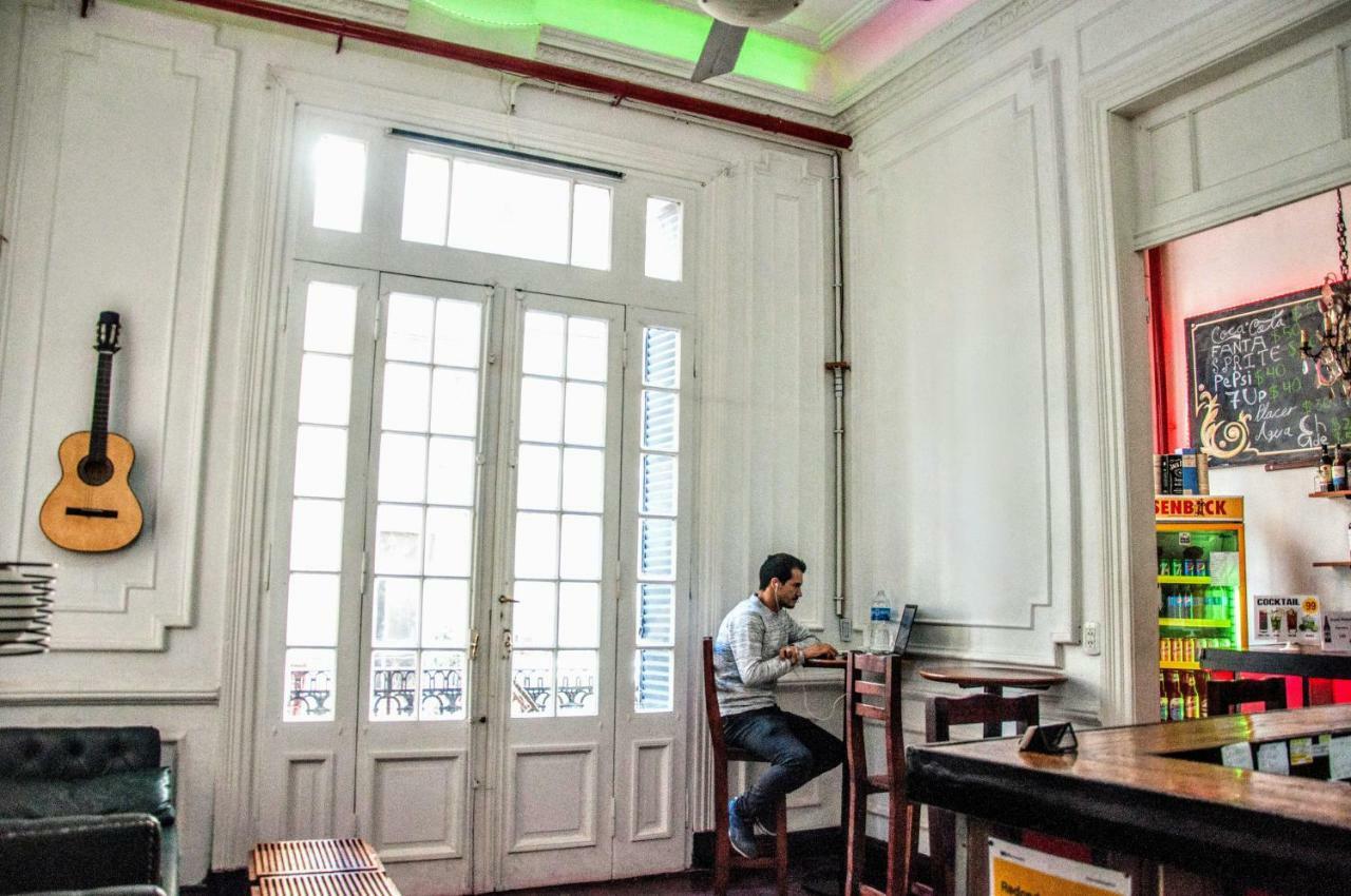 Hostal Ideal Center *